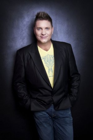 Kurt Darren & band live at the Absa Kirkwood Wildsfees this June