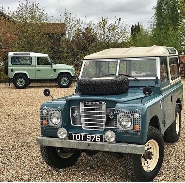 Land Rover Display